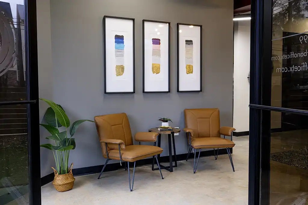 1100 West 23rd Urban Office by Yellow Crown Construction