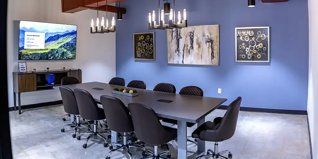 1100 West 23rd Urban Office by Yellow Crown Construction