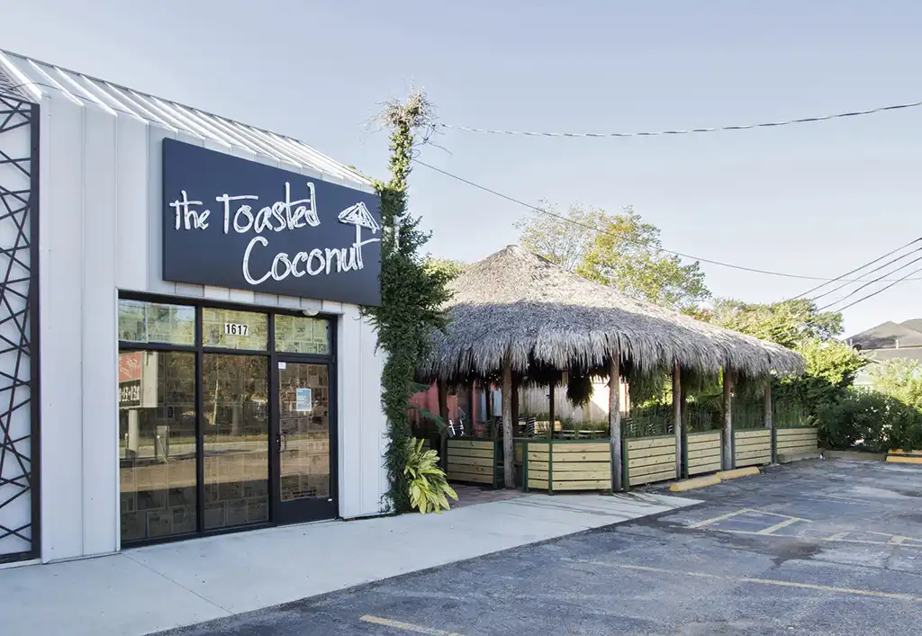 1601 Richmond by Yellow Crown Construction